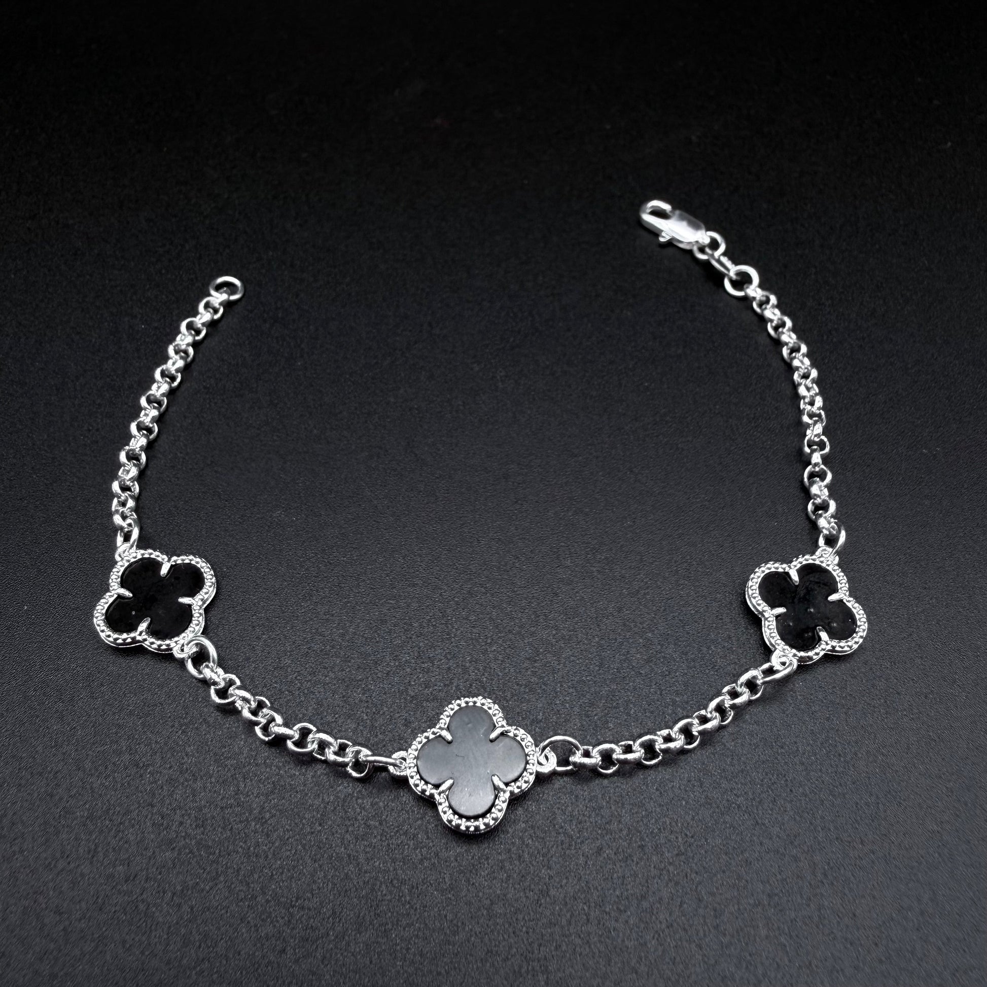 Pulsera Van Cleef Negra – Silver Ice 02