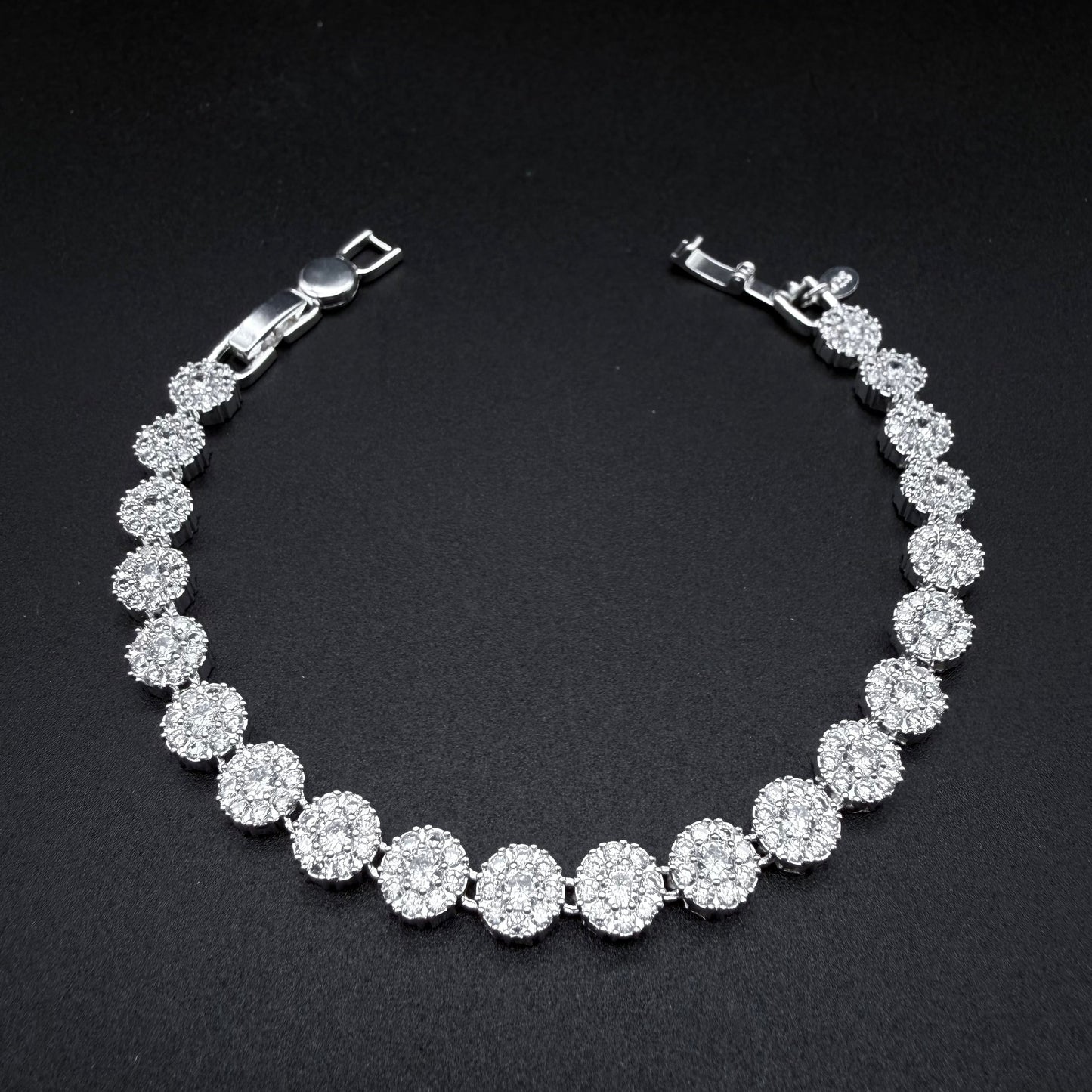 Pulsera Glam Circones Blancos Plata 925 – Silver Ice 01