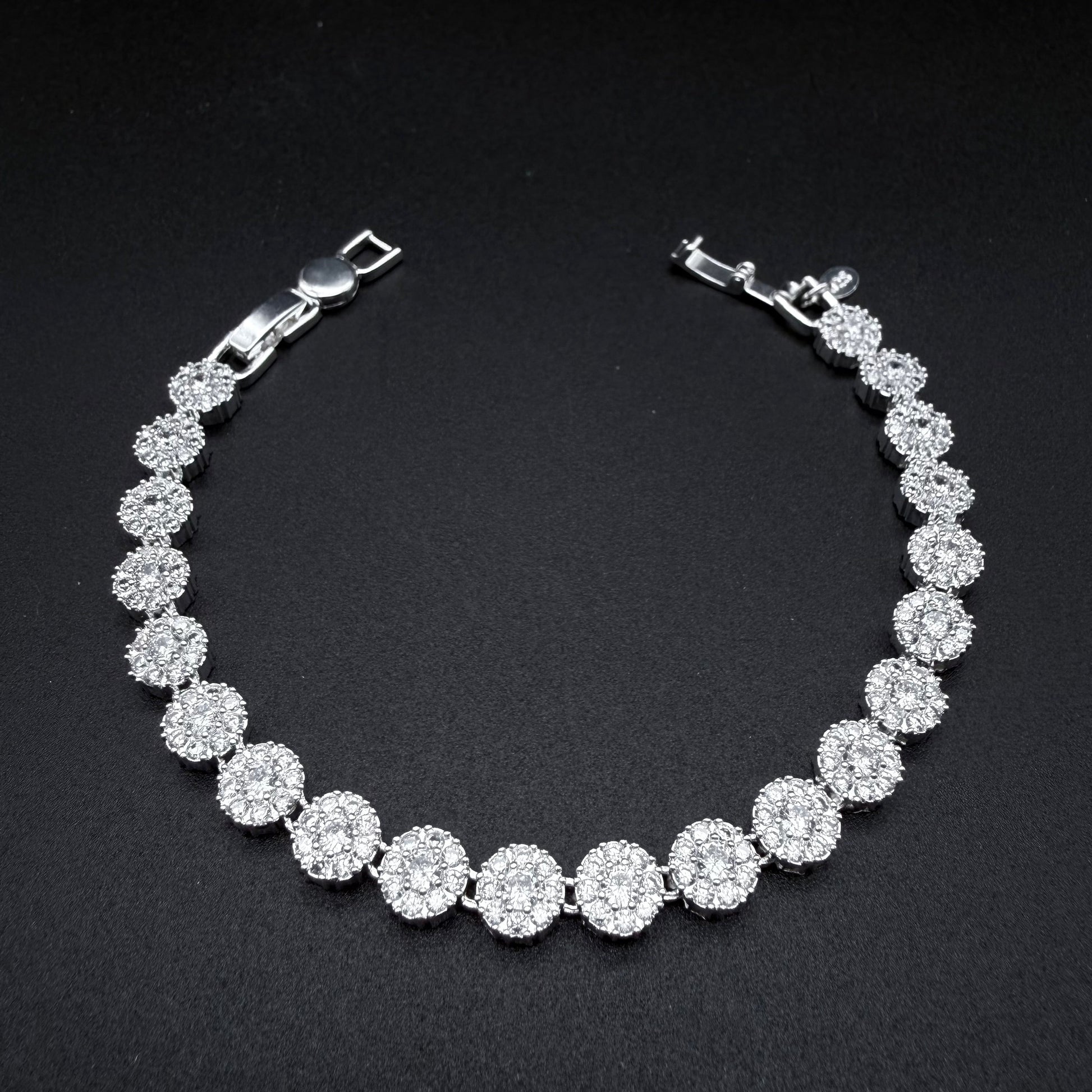 Pulsera Glam Circones Blancos Plata 925 – Silver Ice 01