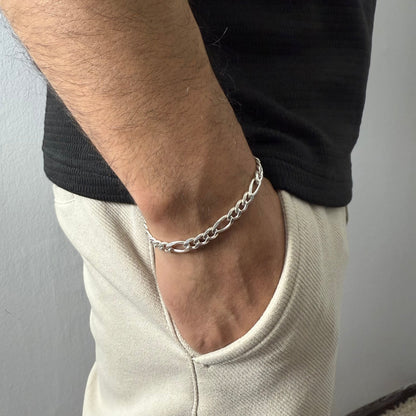 Pulsera Fígaro 7mm – Silver Ice 03