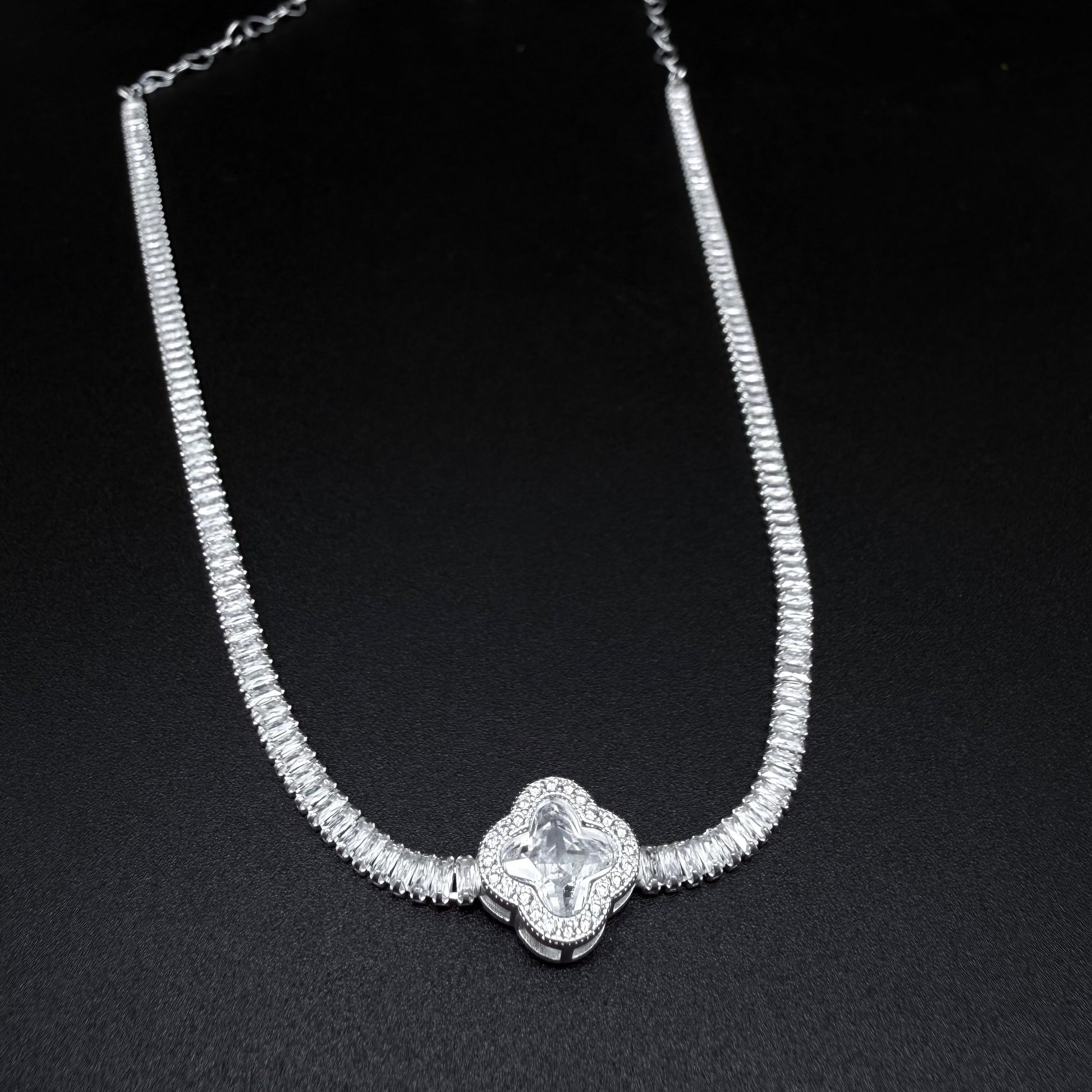 Collar Van Cleef micro circón – Silver Ice 05