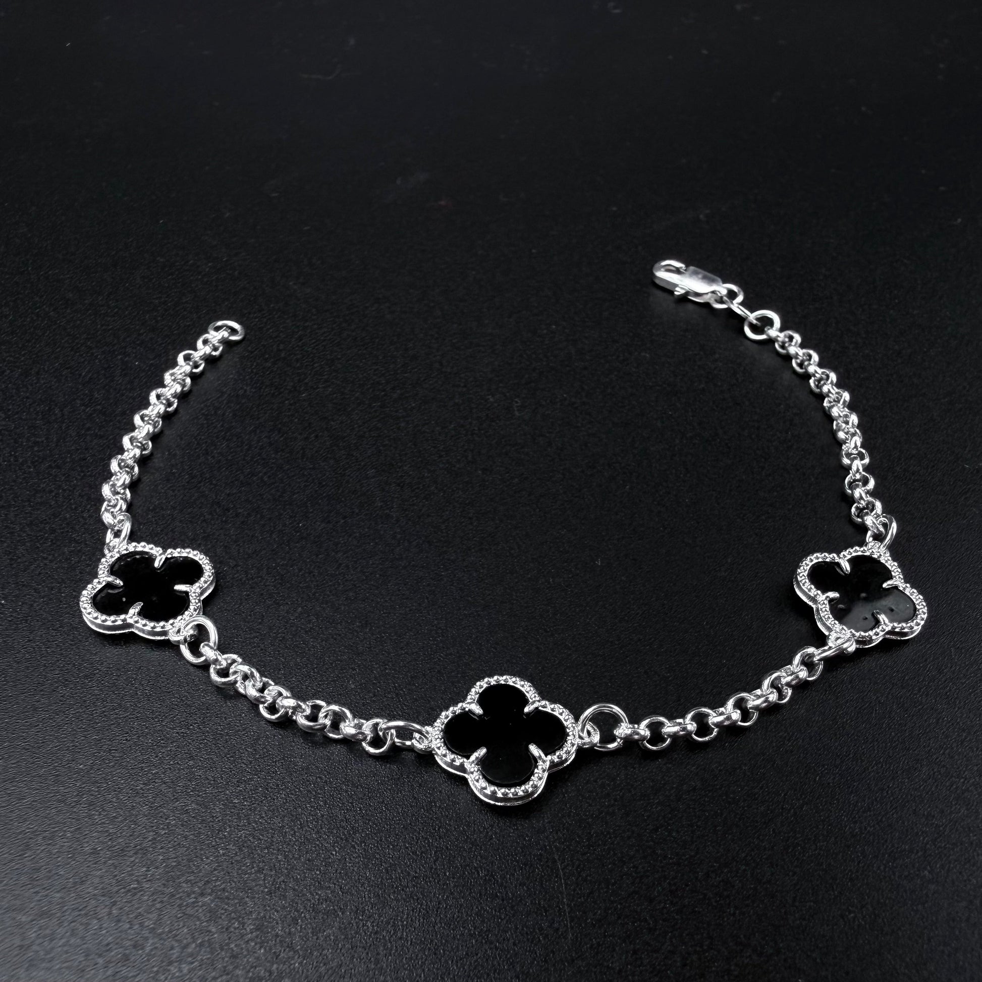 Pulsera Van Cleef Negra – Silver Ice 01