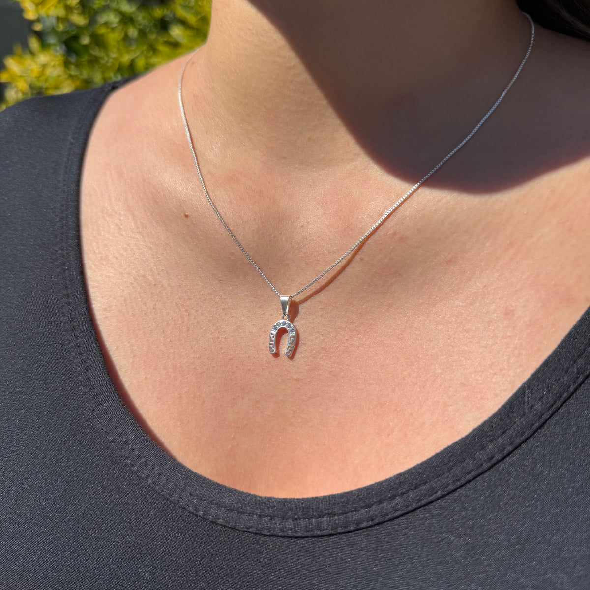 Collar Herradura Griega Plata 925