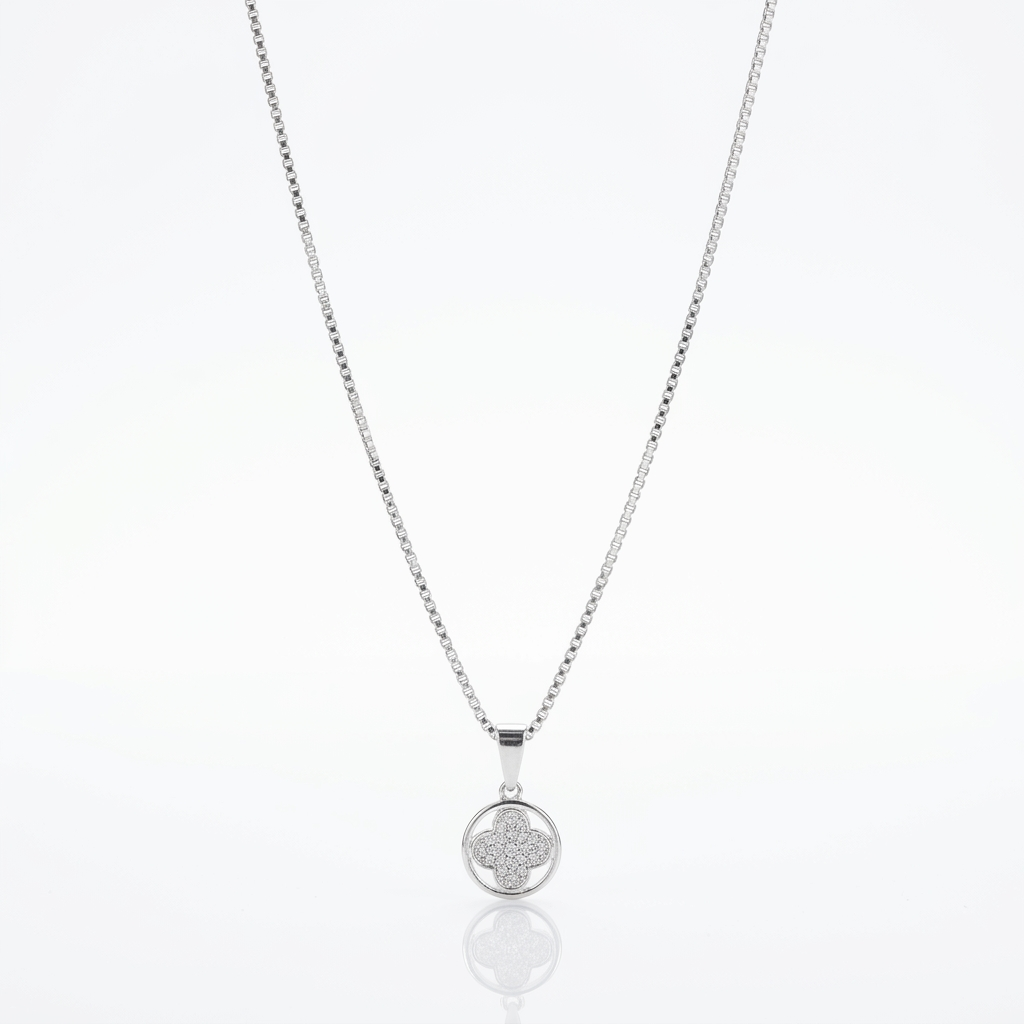 Collar Van Cleef Halo Plata 925: trébol de micro circones dentro de un círculo