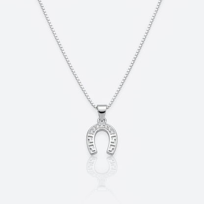 Collar Herradura Griega Plata 925: herradura con diseño griego y micro circones, otro ángulo