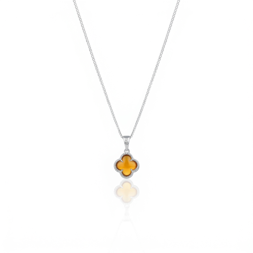 Collar Van Cleef Ámbar Plata 925: trébol color ámbar con borde de circones, otro ángulo